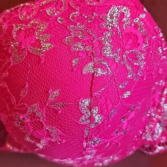 NEW LIMITED EDITION HOT PINK & SHIMMER SILVER VS BRA & PANTY SET! - Picture 8 of 11